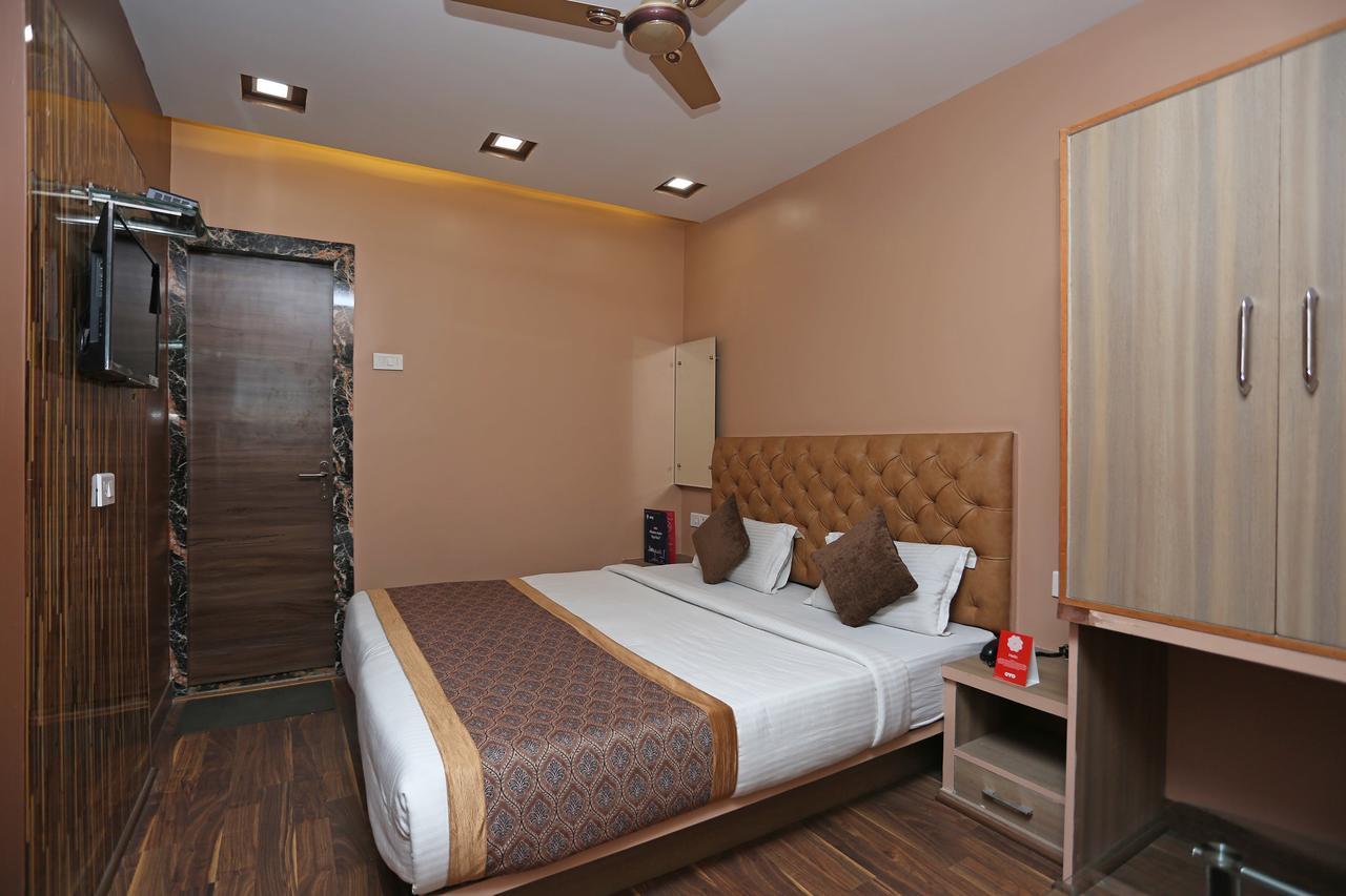 Oyo 11596 Sanjay Guest House Kanpur Buitenkant foto